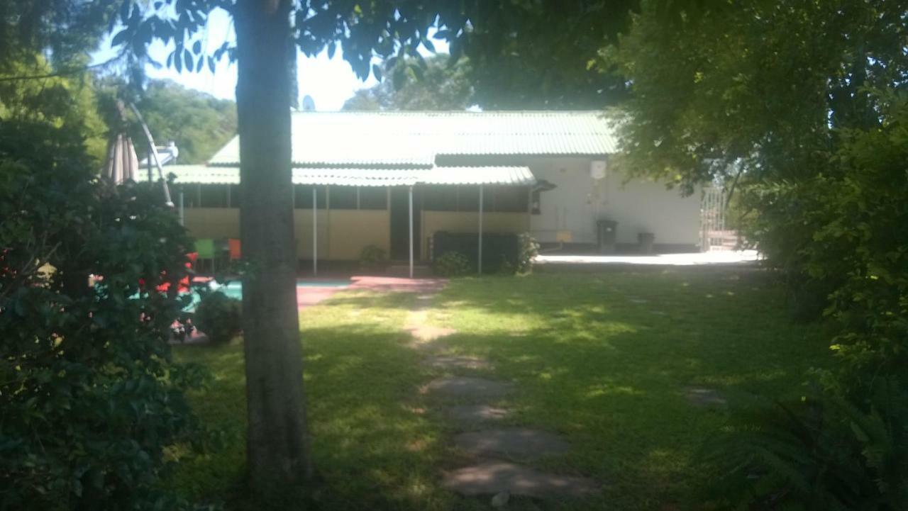 Gloria'S Bed And Breakfast Λίβινγκστον Εξωτερικό φωτογραφία